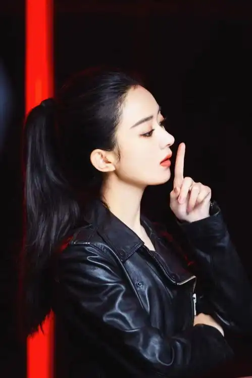 赵丽颖新代言御姐风满满,高马尾眼神杀气足,气场碾压倪妮杨幂