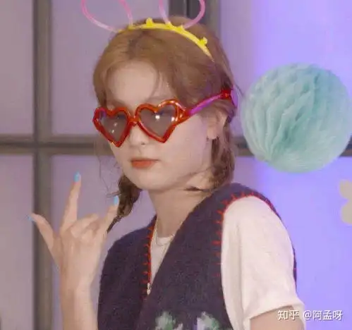 有哪些冷淡风的动漫头像