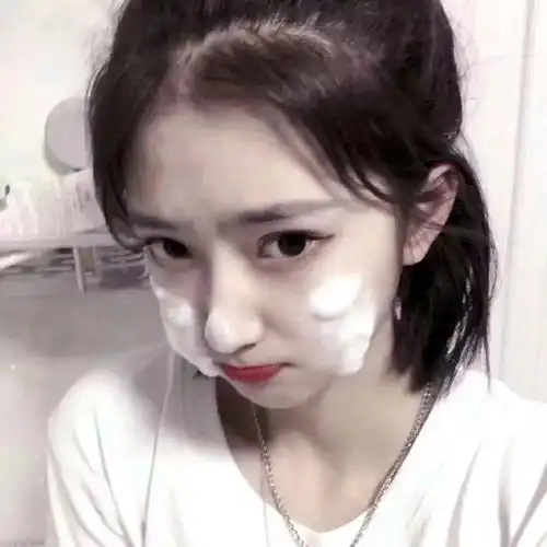 四人闺蜜头像动漫真人132张合集,以及可爱暖心沙雕闺蜜文案