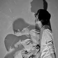 qq头像拿图给心意境男生