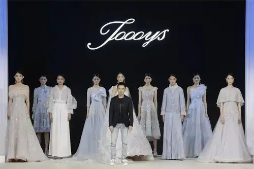 ss22joooys他用插画里的造梦仙裙,找回你久违的少女心