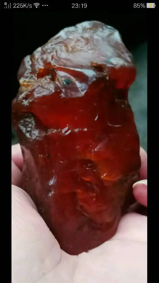 请问这粉红色的石头是什么石头