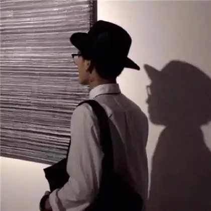 超拽有范伤感头像男生侧面的,只是伤心的表情不是太好了