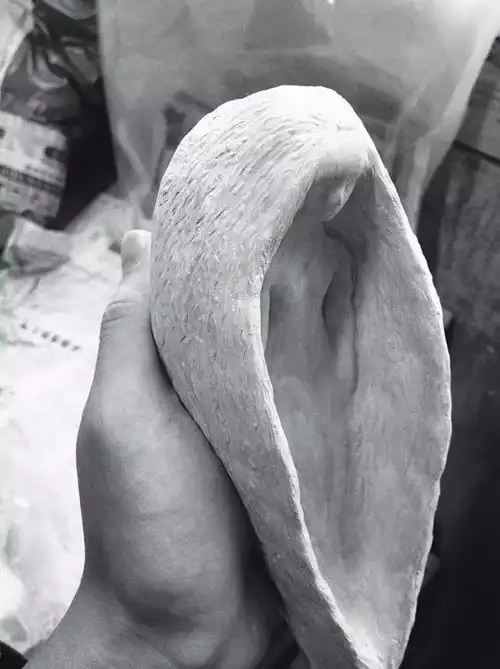 最有仙气的男画师,向你展开了他唯美诡谲的水彩画卷