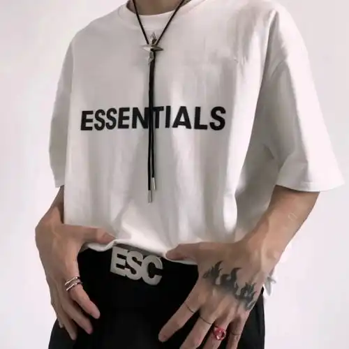 白底男生头像是不是没人看啊