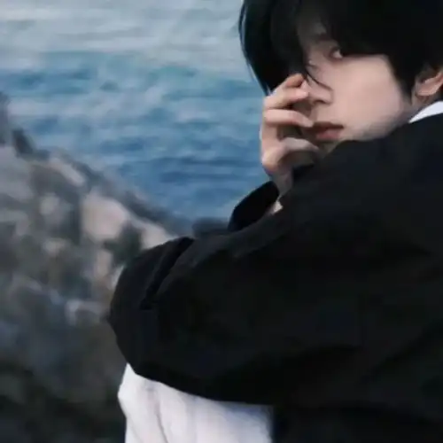 头像男阳光治愈