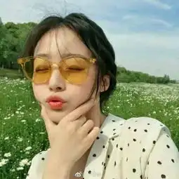 绿色系头像女清新绿色同一人系列多张