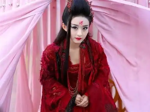 播放量破百亿的4部仙侠剧,香蜜166亿排第三,榜首已经断层