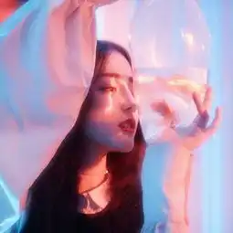 当你在场的时候,看见女朋友被搭讪是什么感觉