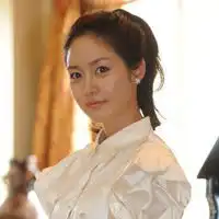 韩国女生扎马尾图片微信头像图片大全