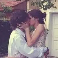 双人情侣头像亲吻个性微信头像图片大全