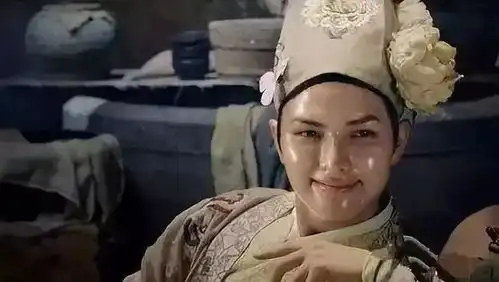 顶级海黄手串,竟然被你盘成了黑煤球
