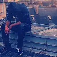 帅哥头像成熟成熟总是要经历一点痛