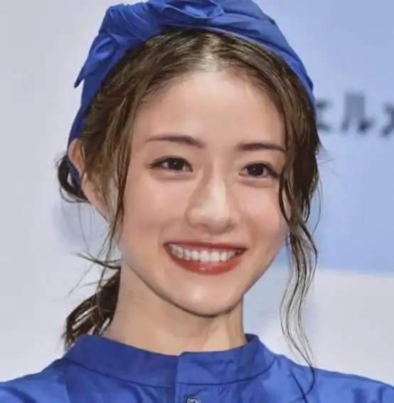 清华美女博士蔡茂,称她小石原里美,不进娱乐圈却立志做科研