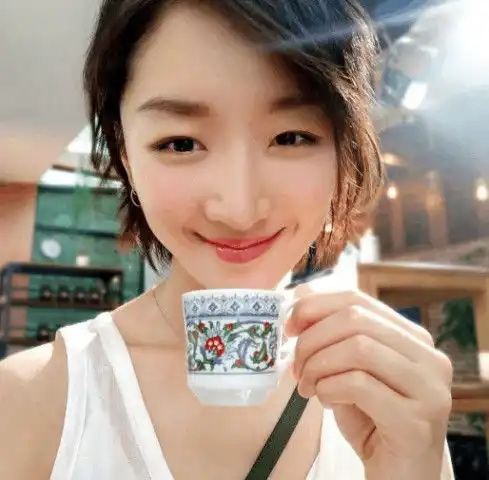 佟丽娅短发霸气侧漏,阚清子短发朋克风十足,周迅精灵头气质满分