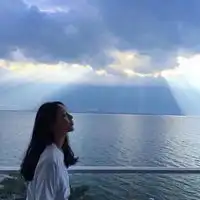 qq女生侧面头像海边侧面侧颜女生qq头像