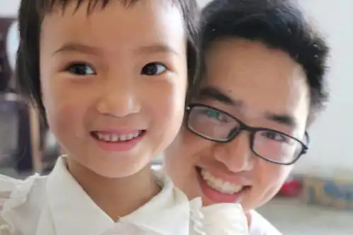 初次见面,我是青叔