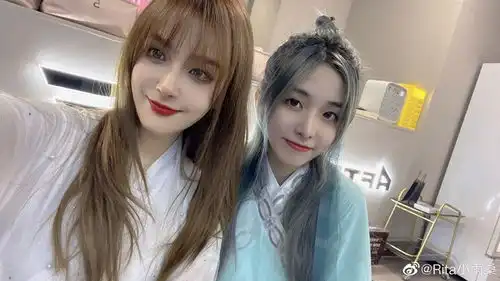 女神解说rita晒汉服美照古风少女仙气飘飘