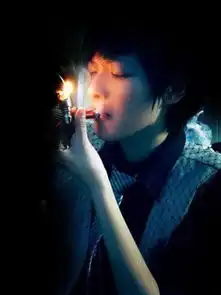 100分谁有适合做真人q秀的非主流抽烟图片