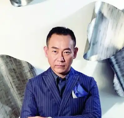 这5位香港明星都是由警察转行做演员的,最后一位还曾是警花