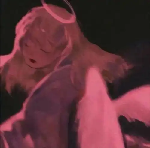 红色系古风女生头像