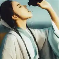 吸烟女生头像霸气超拽喝酒吸烟女生头像