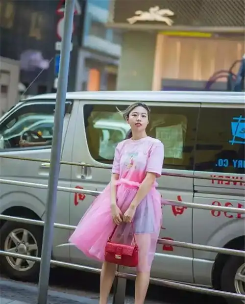 女生要好好宠爱自己,少女心十足的纱裙,继续做个优雅小仙女