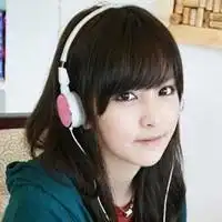戴耳机的女生qq头像聆听内心世界