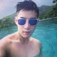 男生游泳头像唯美微信头像图片大全