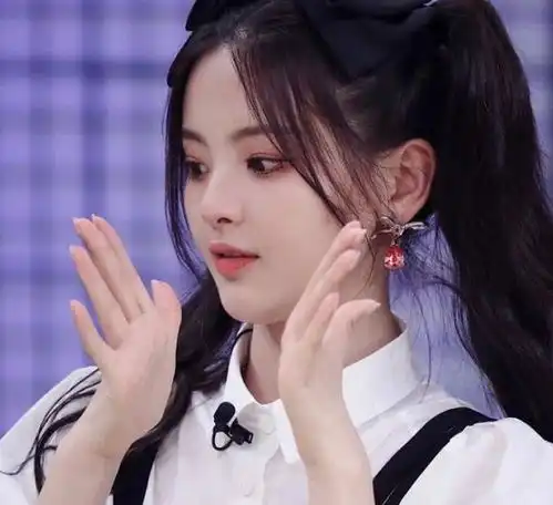 火箭少女解散后,吴宣仪成综艺咖,孟美岐和杨超越紧随其后