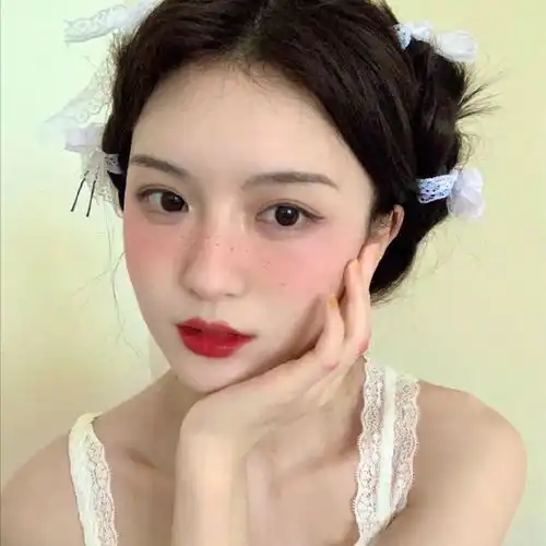 精选女头和我一起逃吧在日落之前