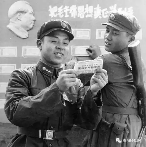 老照片,告诉你一个真实的雷锋