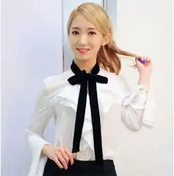 孟美岐穿西装搭配高帮老爹靴,现身机场太抢眼