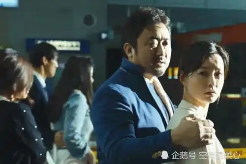 釜山行大田站明明全都是丧尸,为何如此整齐干净看懂瞬间崩溃