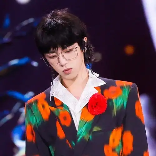 华晨宇七重人格冲击力