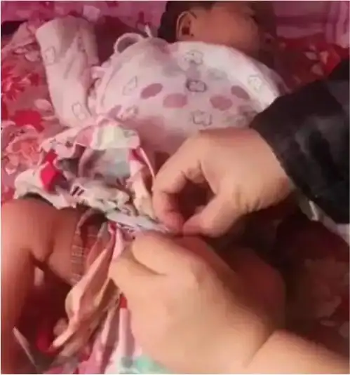 宝妈炫耀的尿不湿竟引来众怒,网友看到图片后家里穷就别生孩子