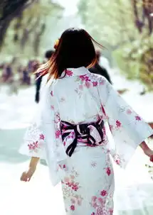 樱花和服