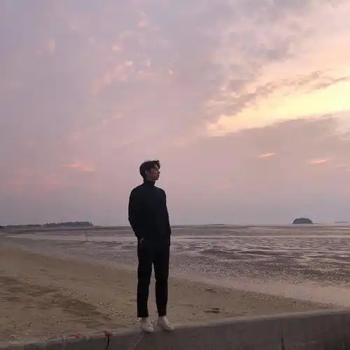 40岁就成油腻大叔了我孔叔第一个不服