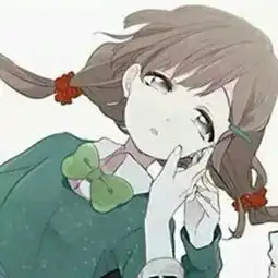 绿校服棕发小女孩被黑发带领带的小男孩摸脸是什么动漫