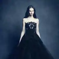 黑礼服白婚纱头像微信头像图片大全