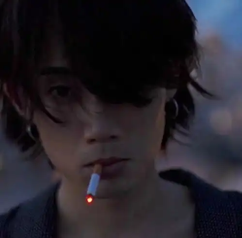 请问你有没有丧的男头要真人的,不要动漫