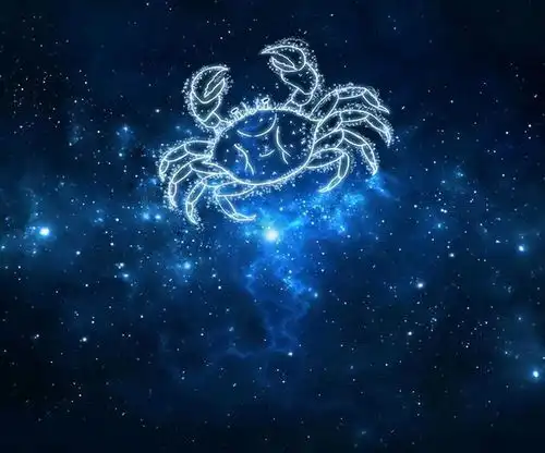 巨蟹座命好得很,有百年一遇的金银福禄,不接不吉利