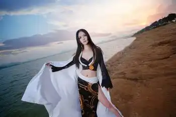 海贼王路飞未婚妻女帝汉库克真人版原来比动漫更美