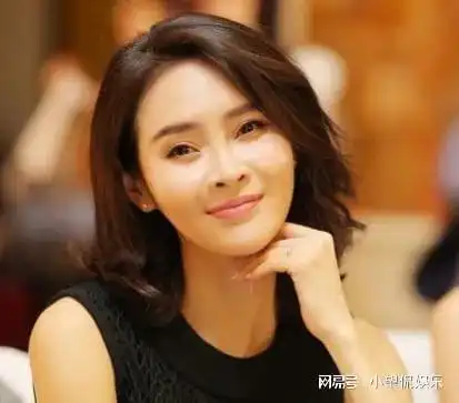 演员于明加,结婚11年不会做饭,连生两女被富商丈夫宠成宝