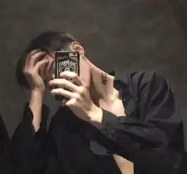 男票吃飞醋的3种表现傻到让人心疼,快哄哄你家小妖精