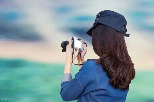 女摄影师活在旅途,拍风光月收入10万元,与男人有着不清的关系