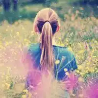 扎马尾女生头像学院风微信头像图片大全