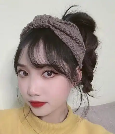 还在扎马尾吗最近流行森系少女编发,班花看了都想要教程