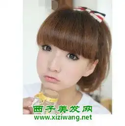 脸大的女生扎马尾方法教程