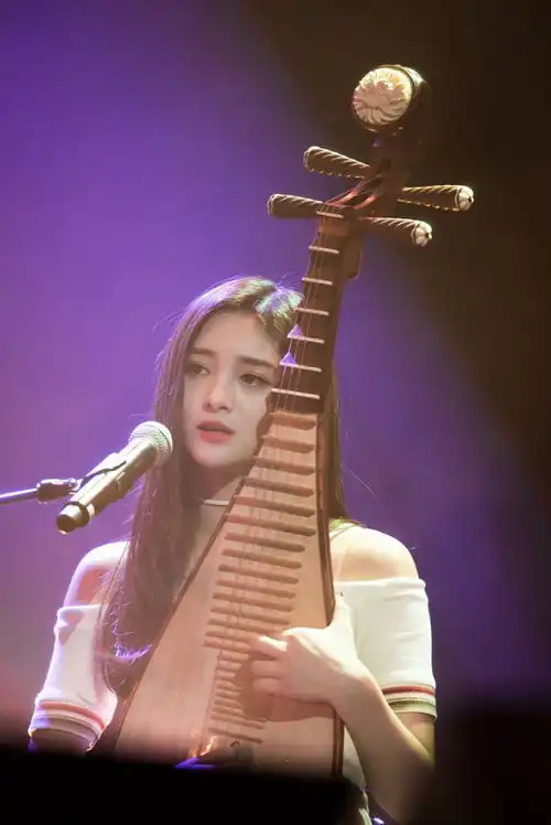 这3位女爱豆,太适合古装了美人犹似画中仙